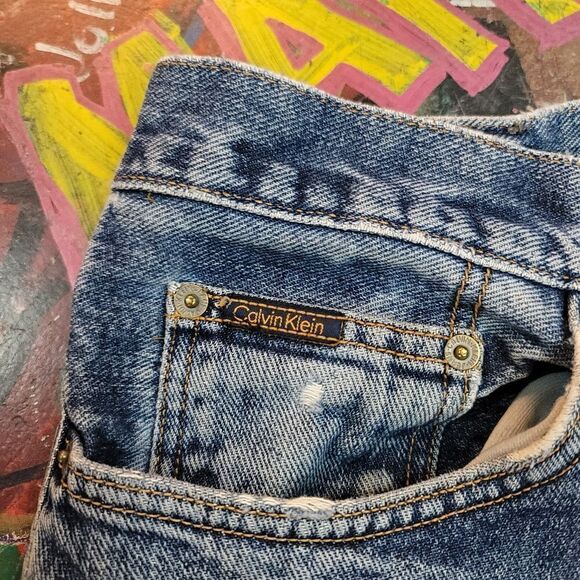 Vintage 90s Calvin Klein blue jeans size 34 - made in USA w button fly - Picture 4 of 12